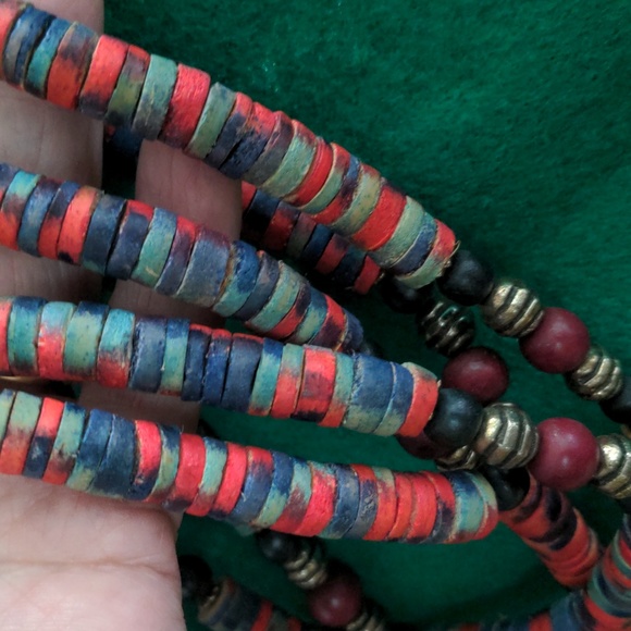 A258  ♨️ 5 For $30 ♨️  Wood/ Coconut Necklace & Post Pierced Earrings - Picture 4 of 5